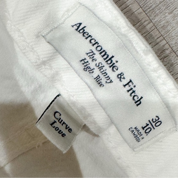 Abercrombie & Fitch “the skinny high rise” ❤️ - Picture 7 of 7